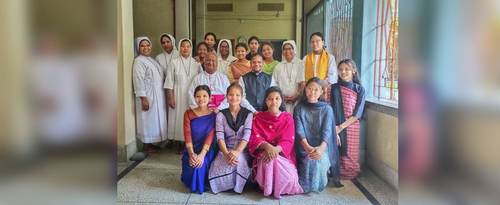 Visit of AHC, Sh. Manoj Kumar to Good Shepherd Cathedral Church, Rajshahi on the occasion of Easter